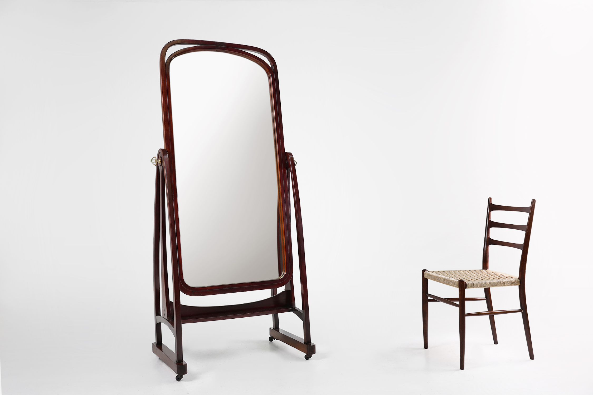 Iconic Cheval Dressing Mirror model 9954 by Thonet, Austria ca. 1904thumbnail